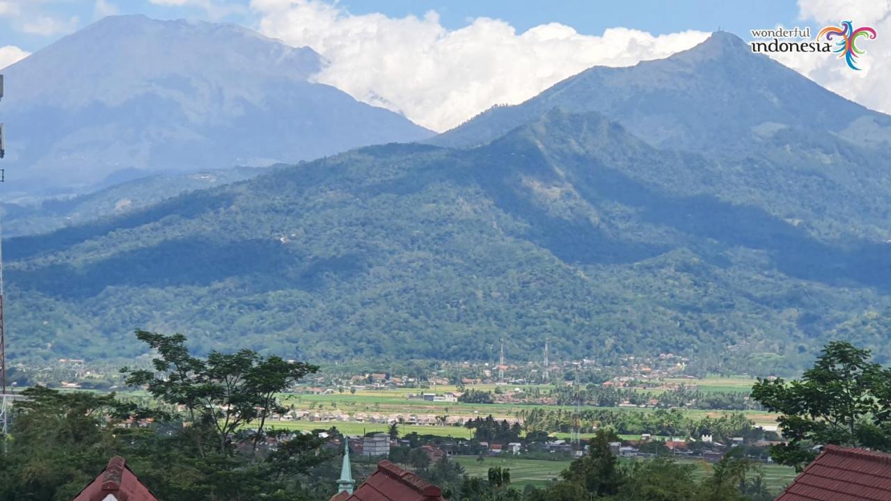 Hotel Griya Wijaya Ambarawa Luaran gambar